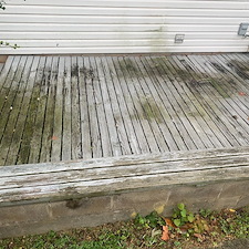 Amazing-House-Washing-Deck-Cleaning-Transformation-in-Connersville-Indiana 8
